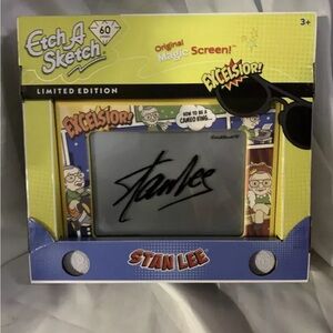 Etch A Sketch Stan Lee 60th Anniversary Limited Edition Excelsior Brand New
